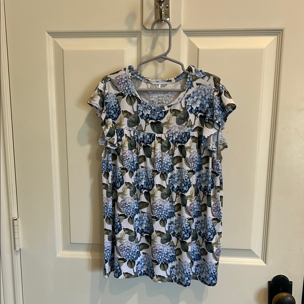 Posh Peanut Floral Ruffle Sleeve Top